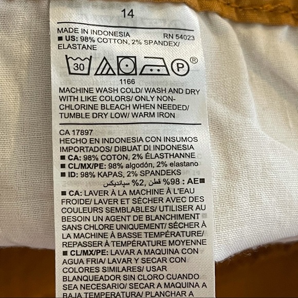 Old Navy Everyday Short Women’s Size 14 - Picture 8 of 8